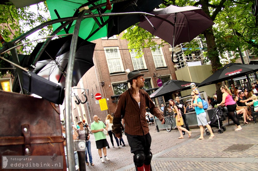 2014-07-13 Theater Gajes - De Parasols (Deventer Op Stelten) 002